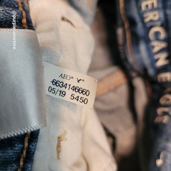 American Eagle Hi Rise Shortie Size 0 Next Level Stretch Medium Dark Wash Denim - Picture 6 of 11